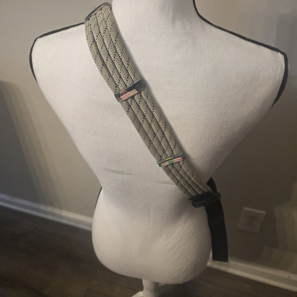 Kavu Hex Pattern Sling Bag in Green, Blue, Tan & Pink - Picture 2 of 3